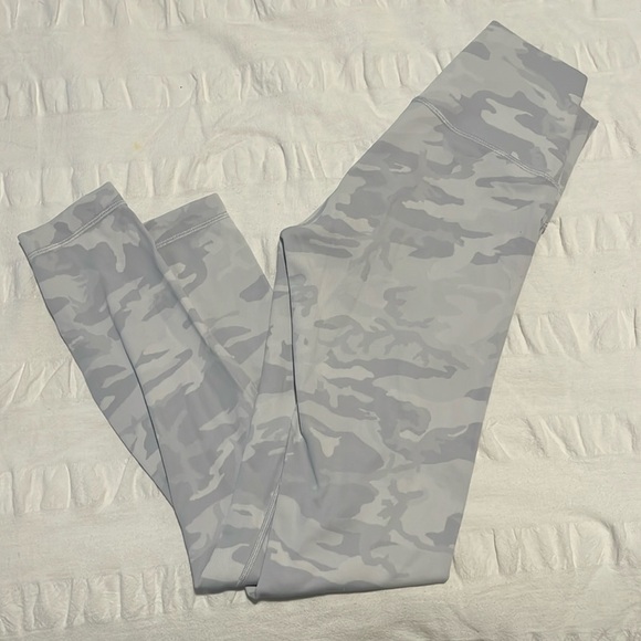 Lululemon 7/8 wunder under leggings - Picture 1 of 6